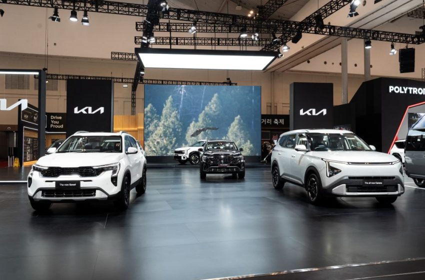 BOOTH KIA GIIAS-26